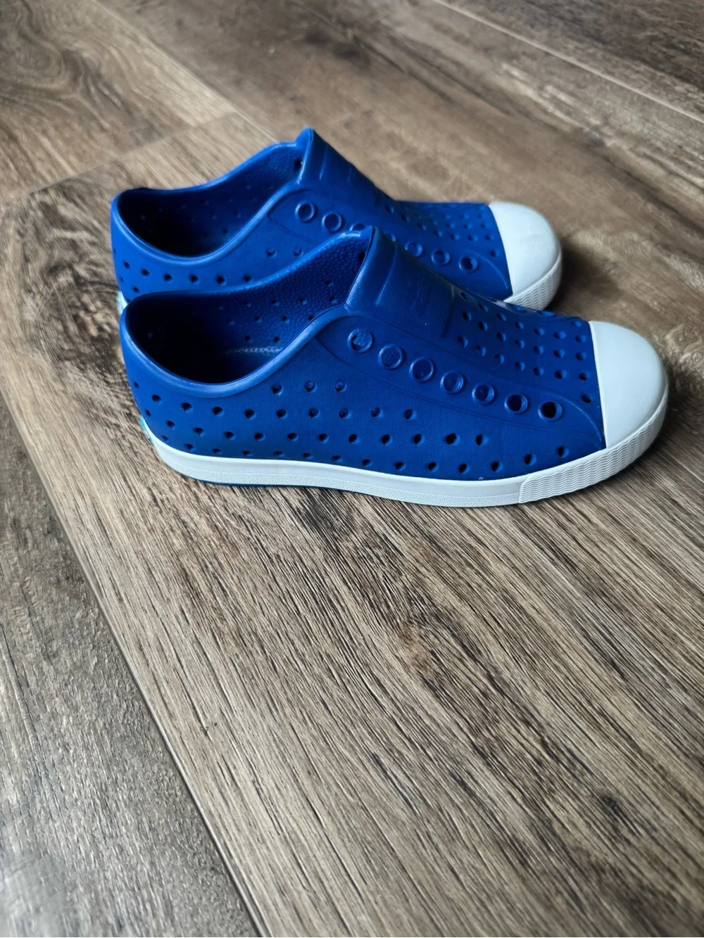 Native Kids Blue Water Slip-On Shoes with White Toe Cap